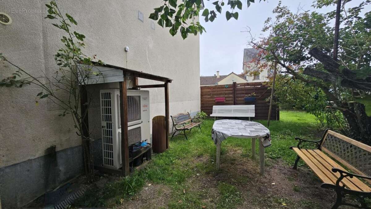 Maison rénovée – 3 chambres – Terrain clos –  AUBIGNE RACAN (72) - photo 16