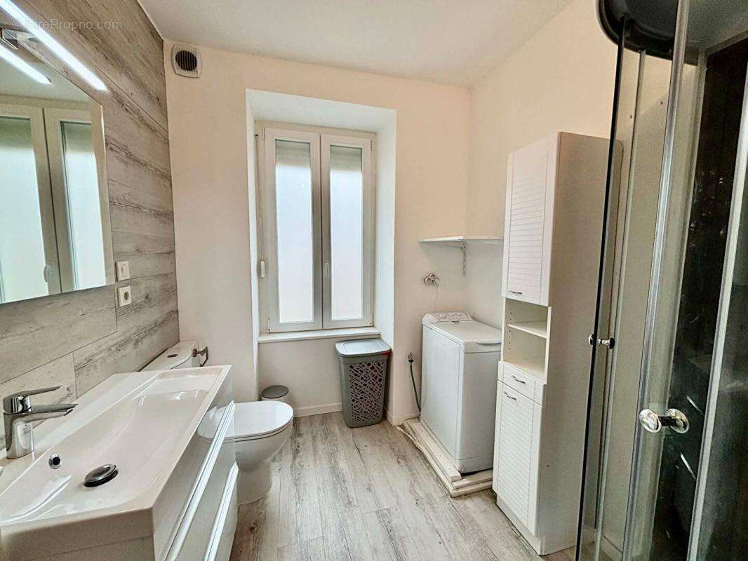 Appartement rénové 90 m²- centre beaucourt - photo 5