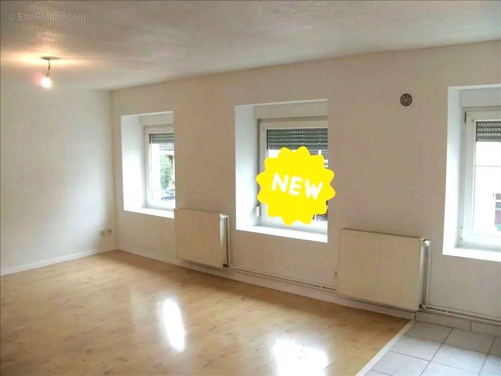 Appartement à LACHAPELLE-SOUS-ROUGEMONT
