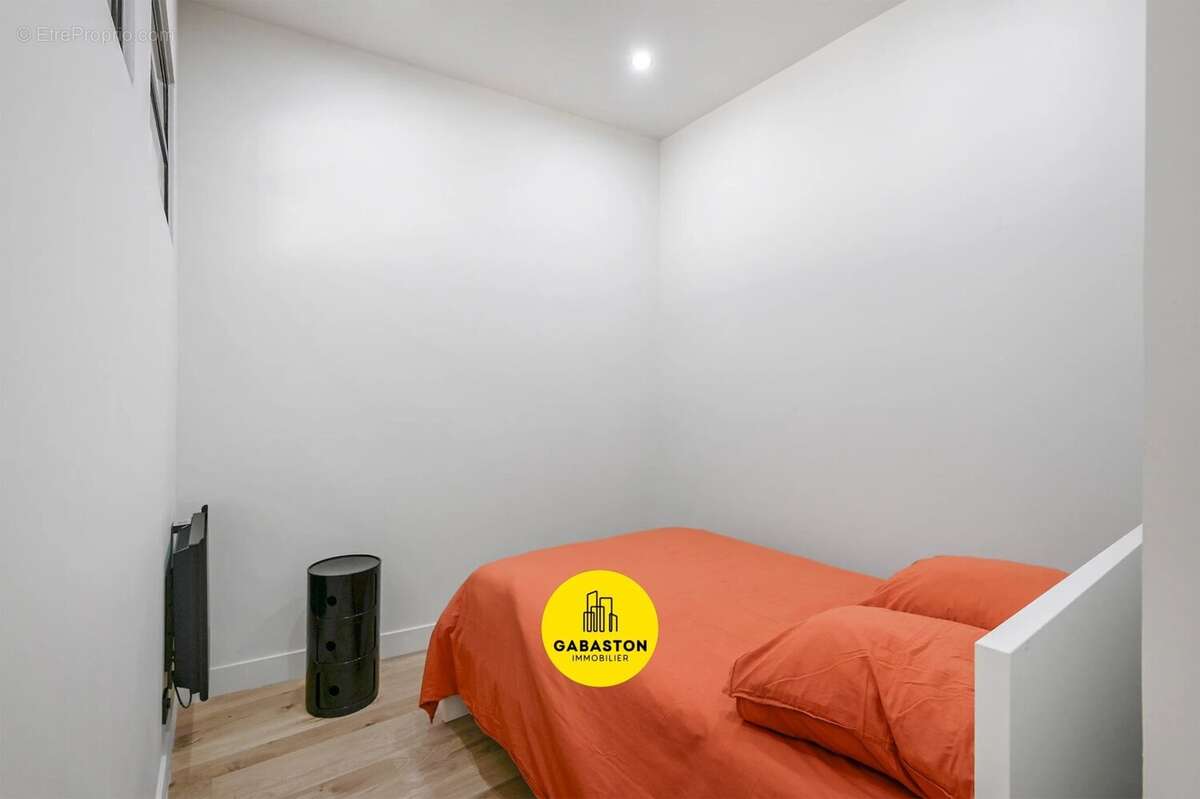 Appartement à MARSEILLE-2E