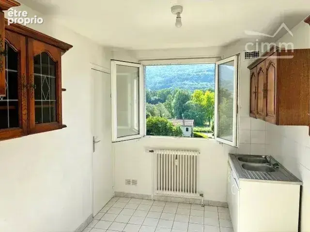 T3 de 57 m² - Beau potentiel de rénovation ou d'investissement locatif - photo 4