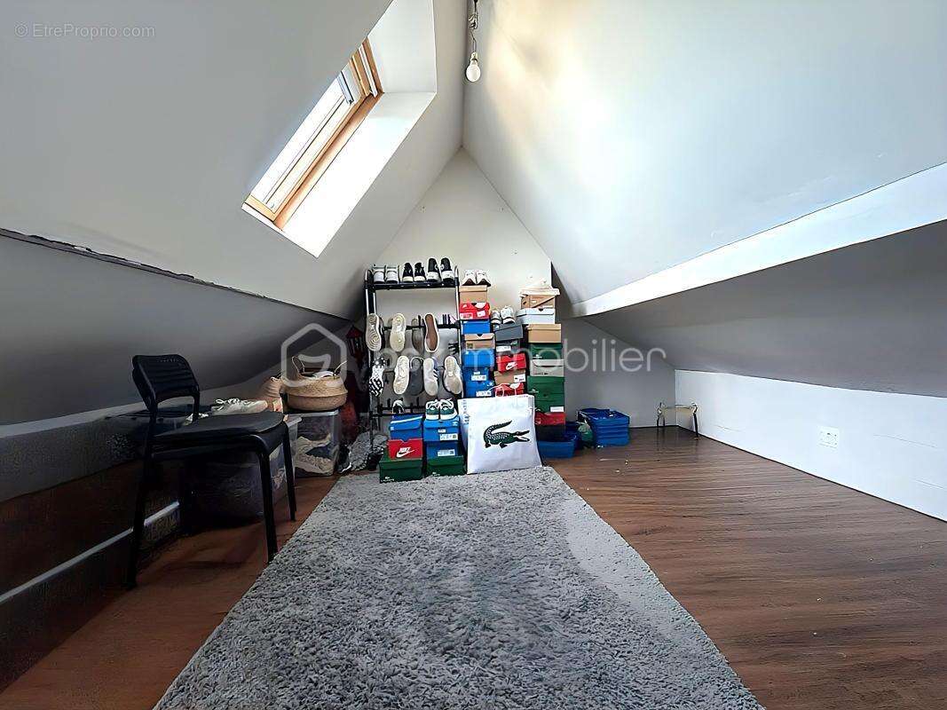 Maison à NEUVILLE-SUR-ESCAUT