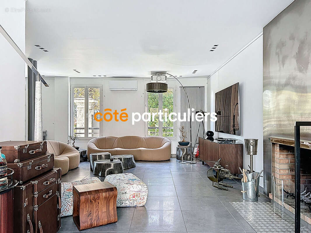 Maison à SAINT-MAUR-DES-FOSSES