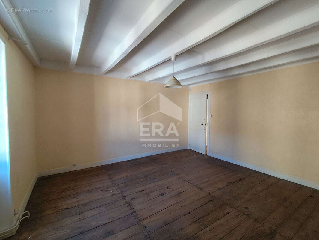 Maison à SAINT-LAURENT-DE-CERIS