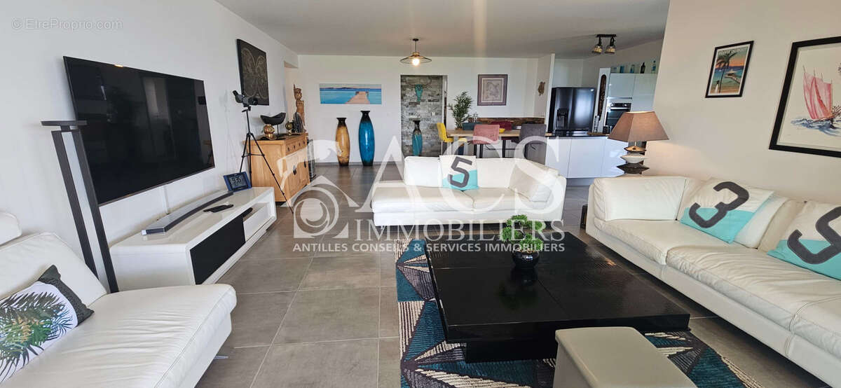 Appartement à LES TROIS-ILETS