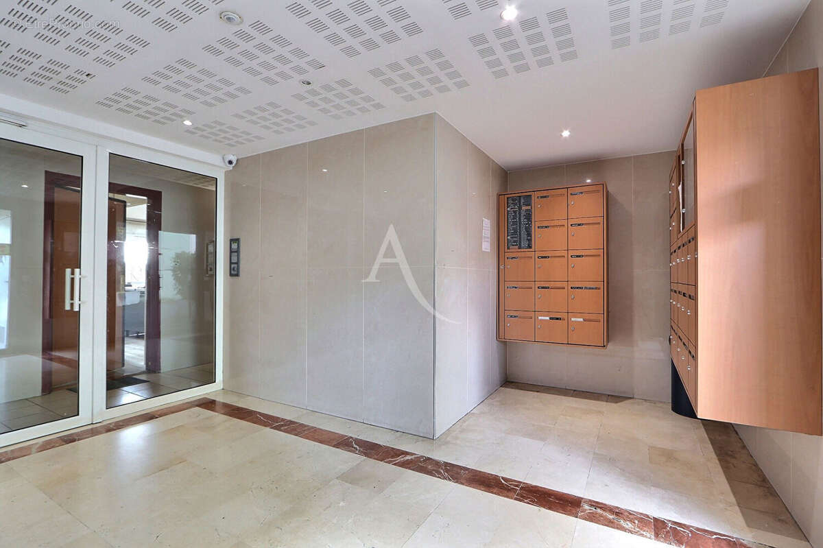 Appartement à AUBERVILLIERS