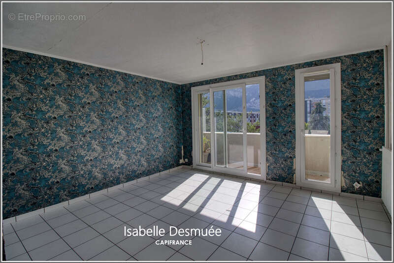 Appartement à ECHIROLLES