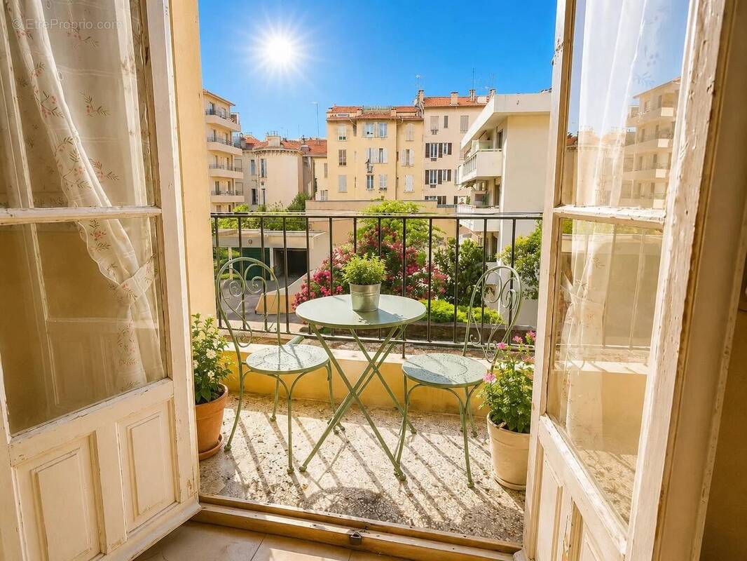 Appartement à NICE