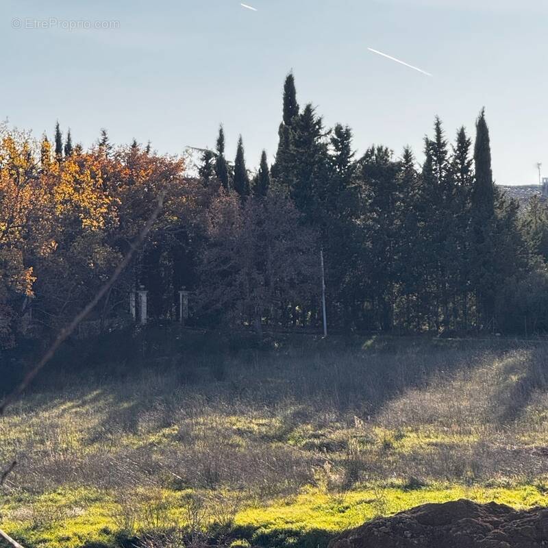 Terrain à AUBAGNE