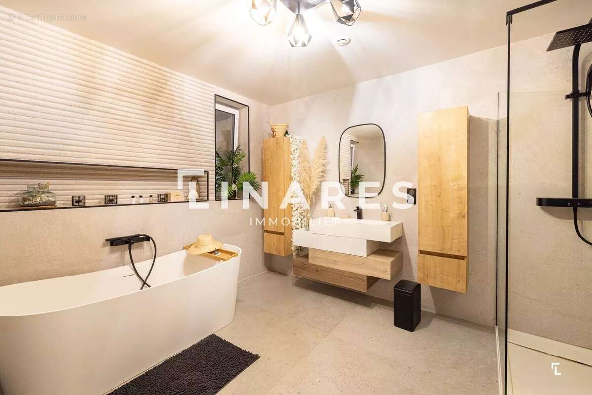 Maison à MARSEILLE-9E