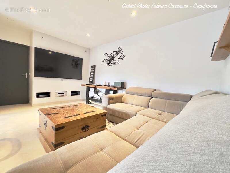 Maison à SAINT-BONNET-PRES-RIOM