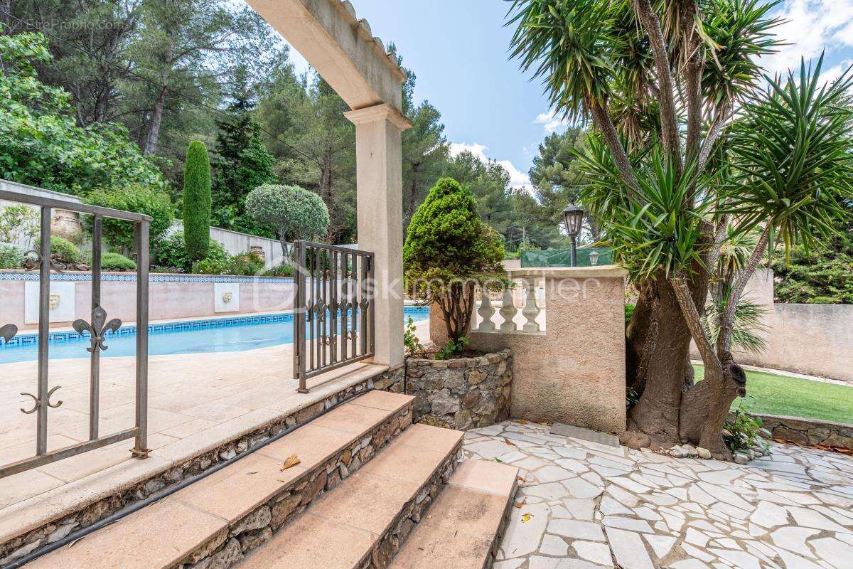 Maison à LA VALETTE-DU-VAR