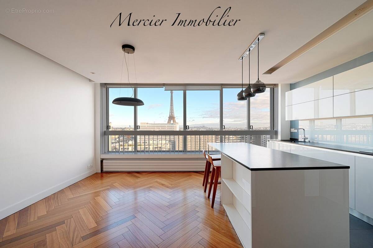 Appartement à PARIS-15E