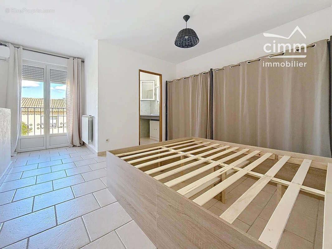 Appartement à L'ISLE-SUR-LA-SORGUE