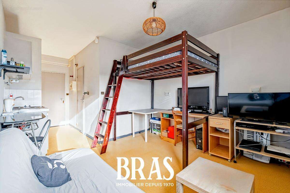 Appartement Saint Nazaire 1 pièce(s) 020 m2 - photo 2