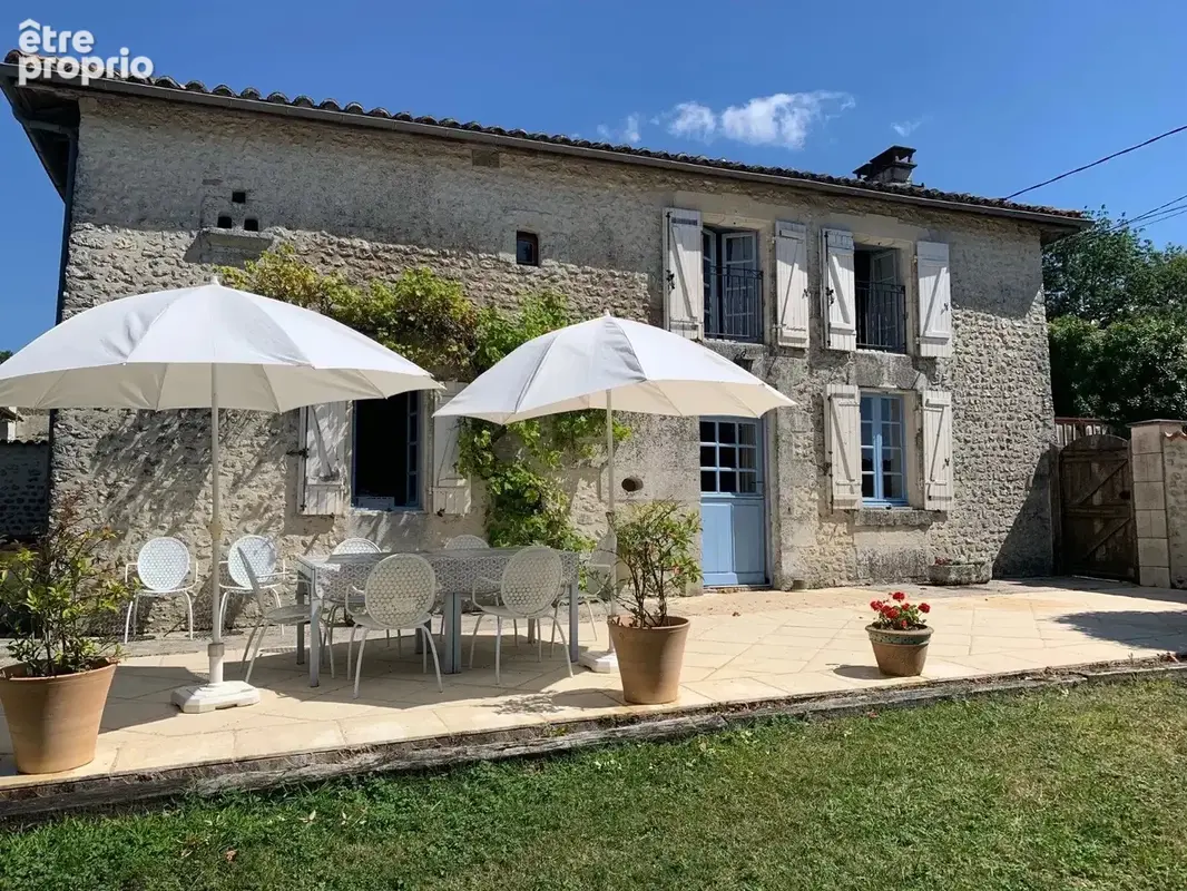 Maison à CHALAIS