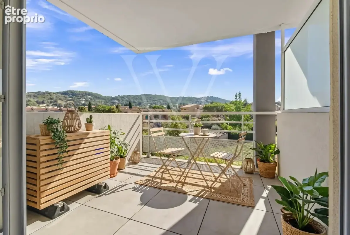 Photo Appartement à Pegomas au prix de 320 000€