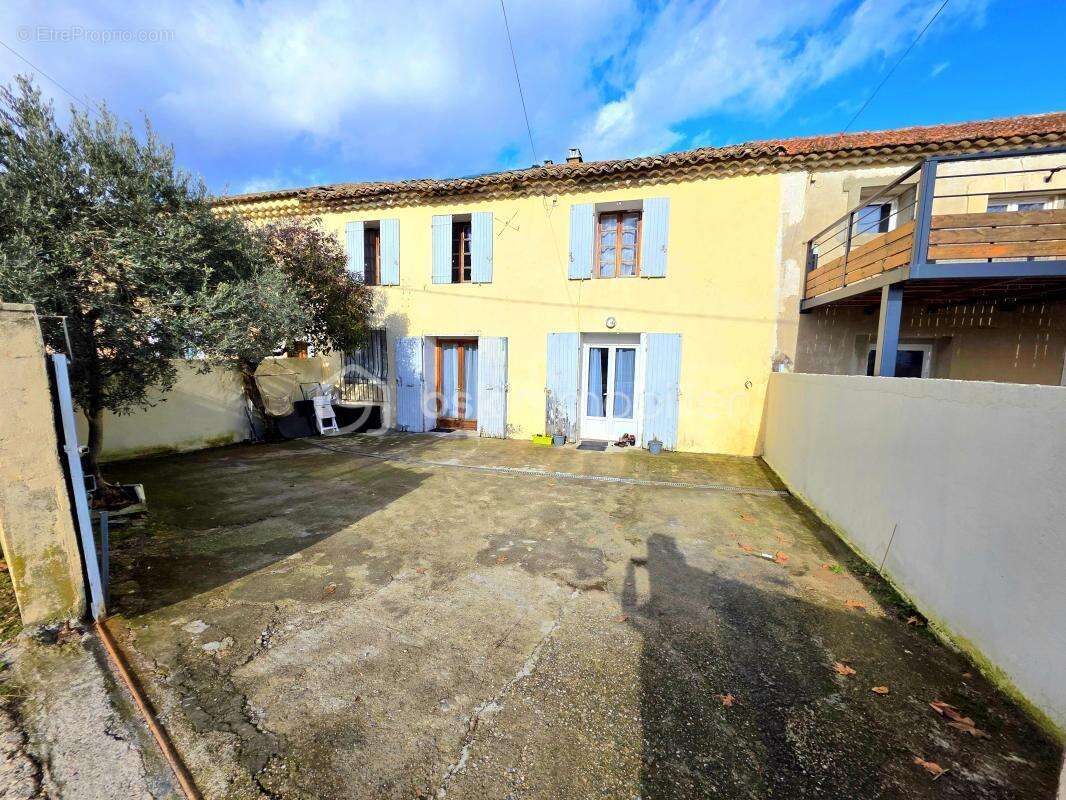 Maison à SAINT-PAULET-DE-CAISSON