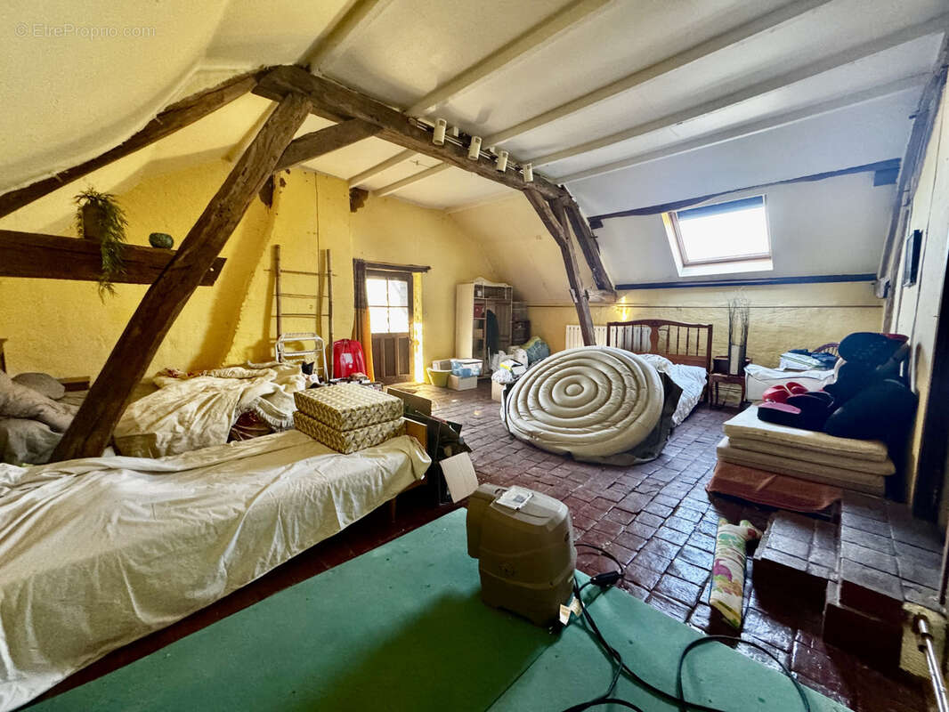 Maison à ROGNY-LES-SEPT-ECLUSES