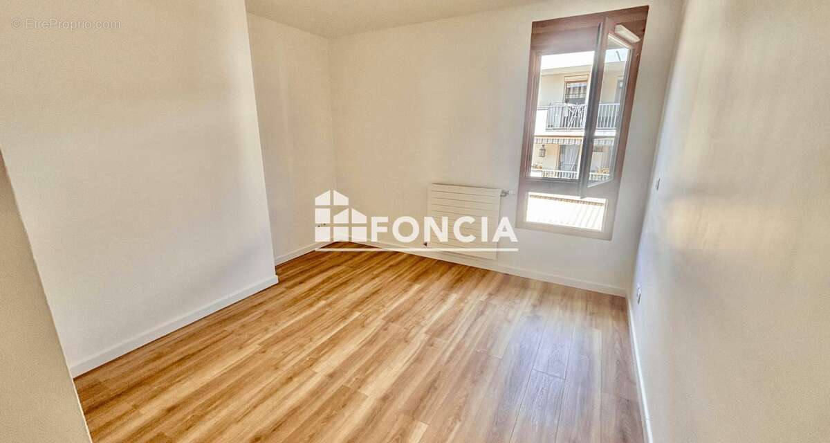 AIX hypercentre, au calme,  Spacieux T2 traversant de 53.97 m2 avec terrasse Sud - photo 5