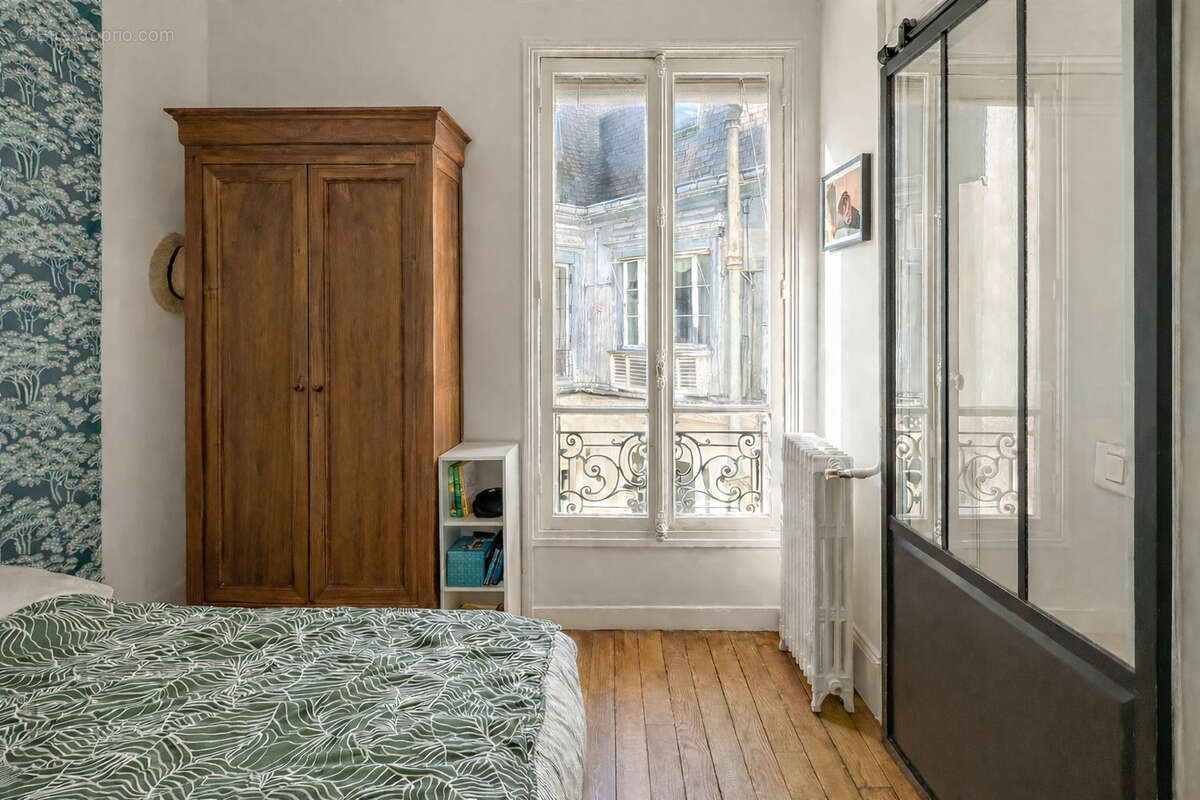 Appartement à PARIS-8E
