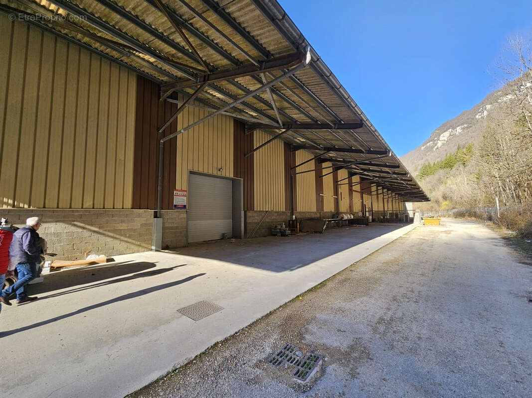 Commerce à SAINT-CLAUDE