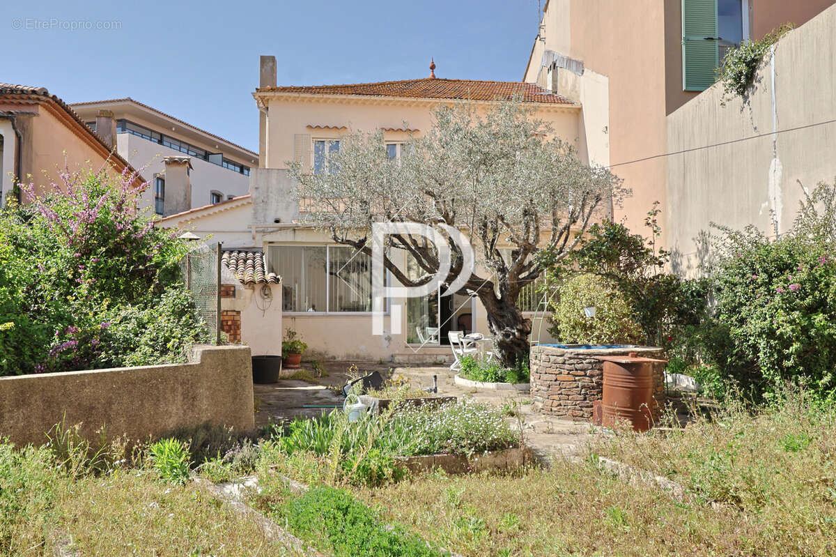 Maison à COGOLIN