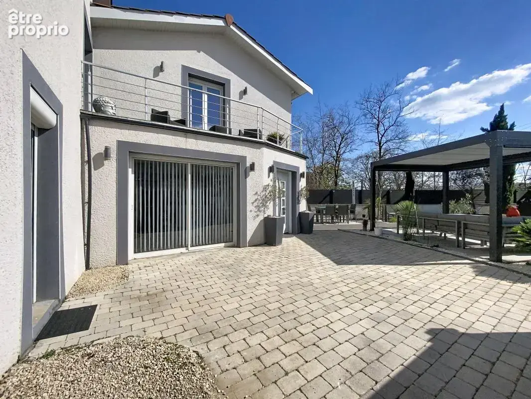 Maison - 3 Chambres - Dont 1 Suite parentale - Buanderie - Terrasse - Jardin - SPA - photo 12