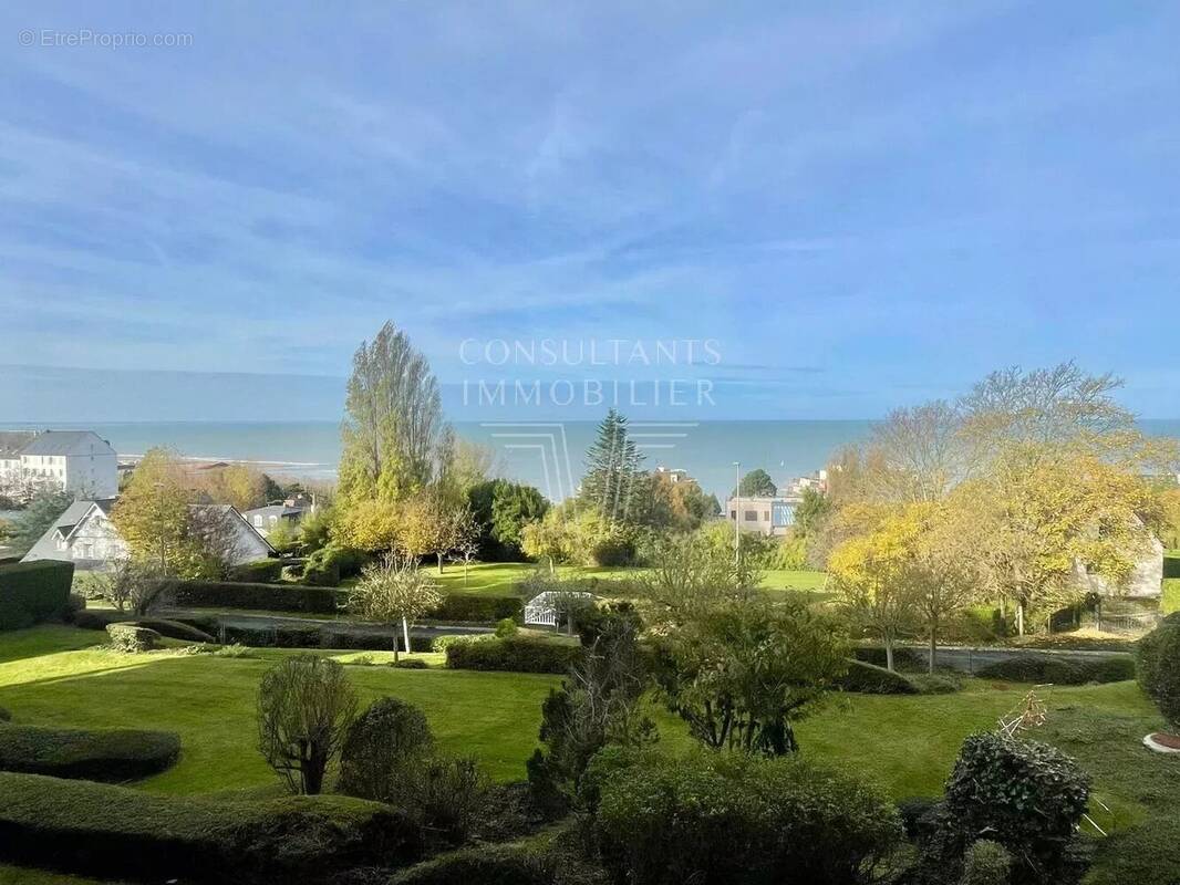 Appartement à TROUVILLE-SUR-MER