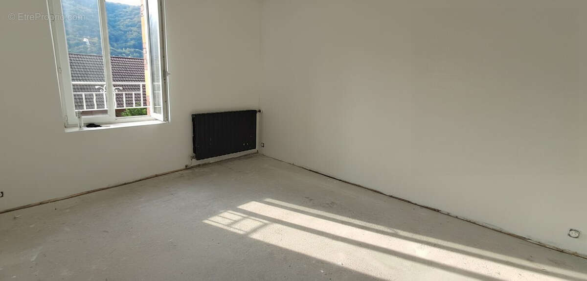 Maison 110 m² à Nouzonville  - photo 3