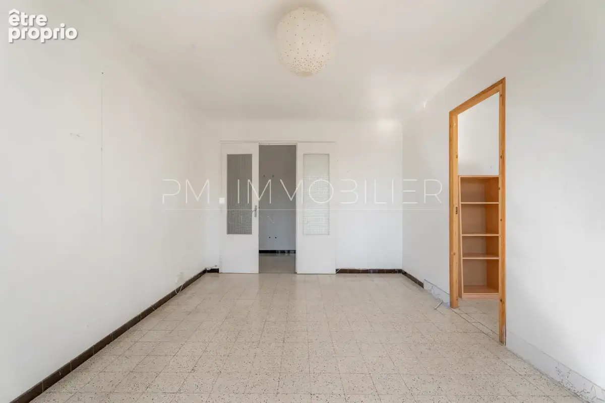 Appartement 4 pièces 69 m² à vendre à Marseille-3e (13003) - photo 4