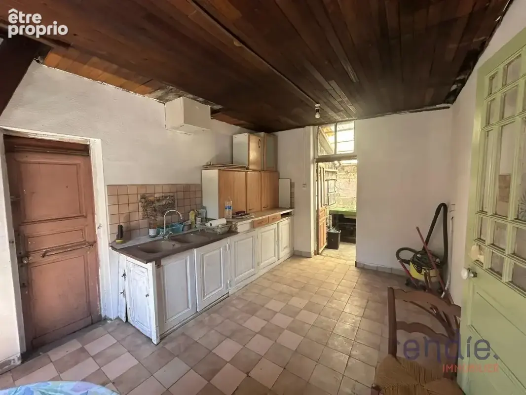 À vendre - maison type longère à rénover sur la commune de fauverney - photo 5