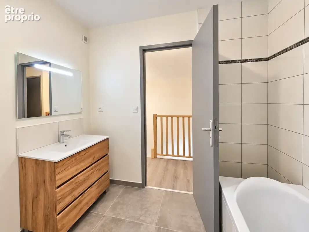 Villa neuve - 114 m2 - 886 m2 de terrain - Tenay - photo 6