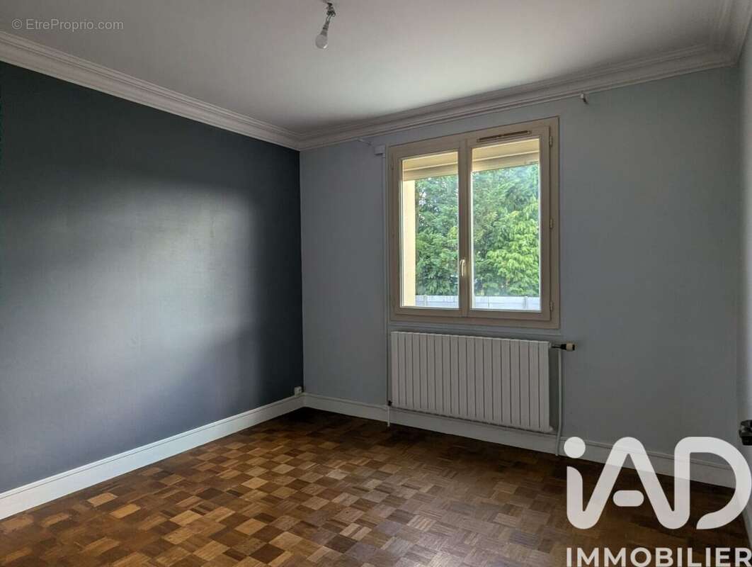 Photo 5 - Maison à BERCHERES-LES-PIERRES