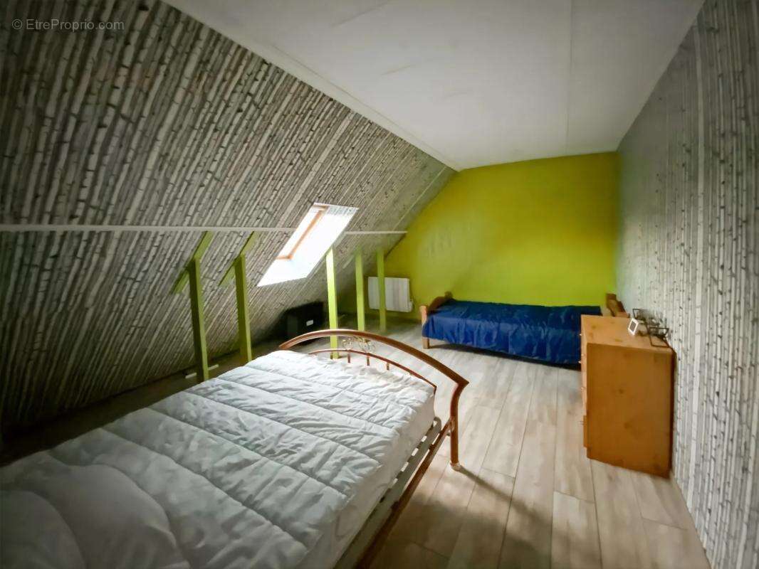 Maison à TRIZAY-LES-BONNEVAL