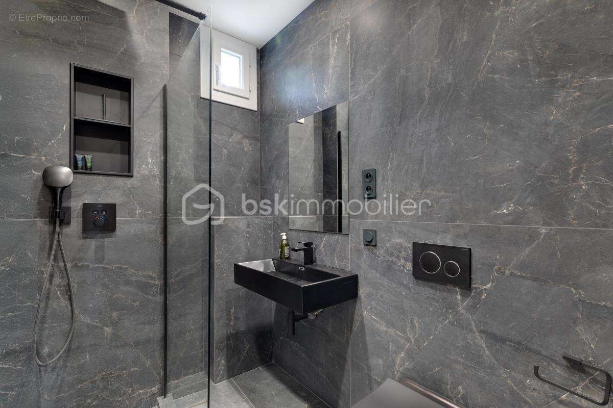 À vendre – f2 cannes croisette – résidence prestigieuse « palais des dunes » - photo 6