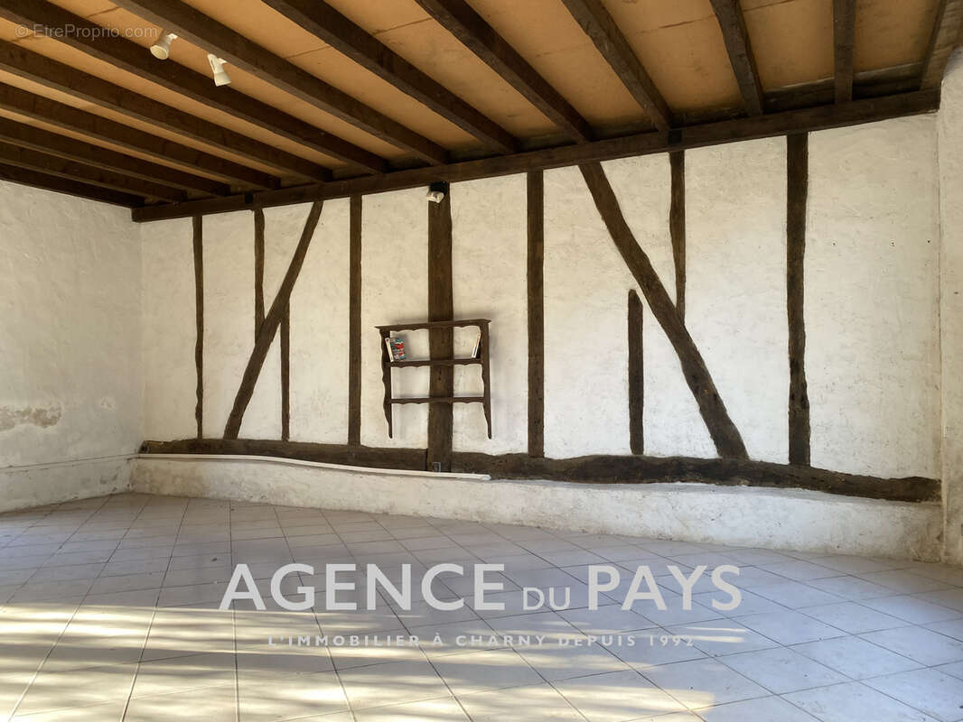 Maison à CHARNY