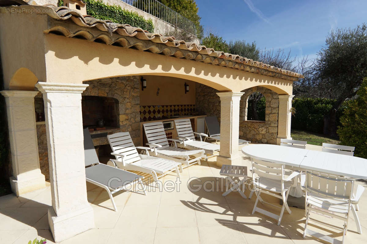 Maison à SPERACEDES