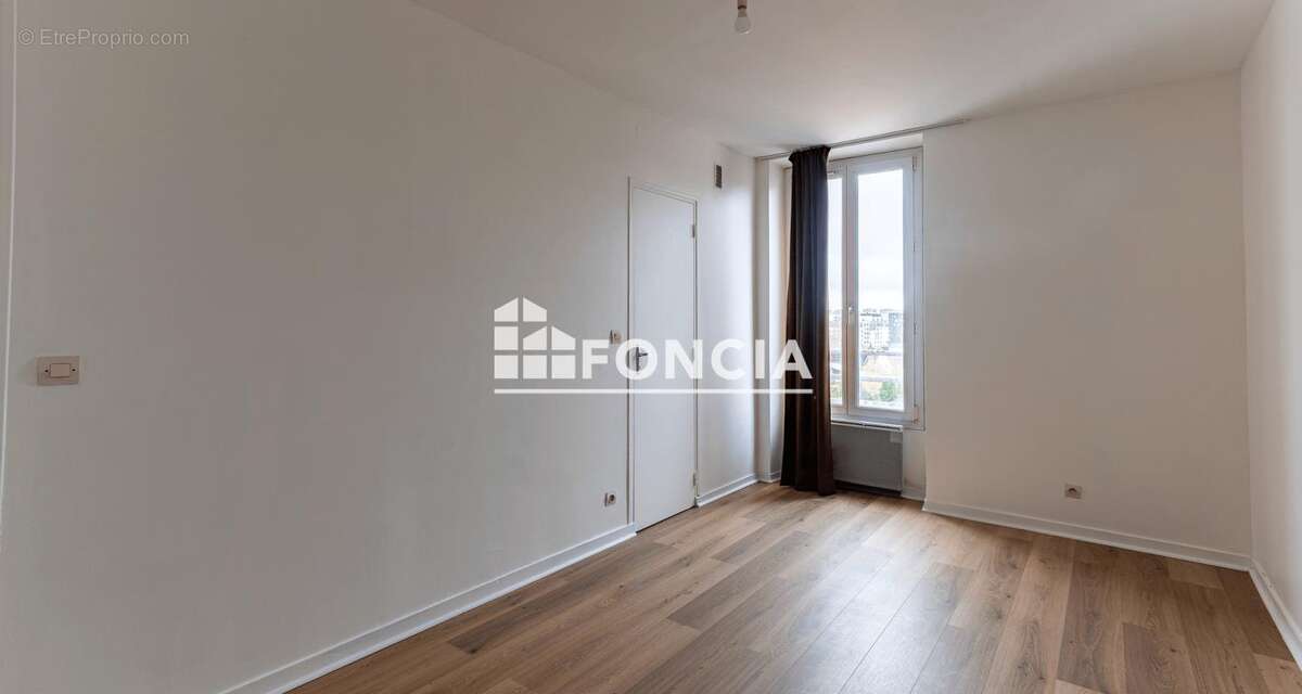 Appartement à ROSNY-SOUS-BOIS