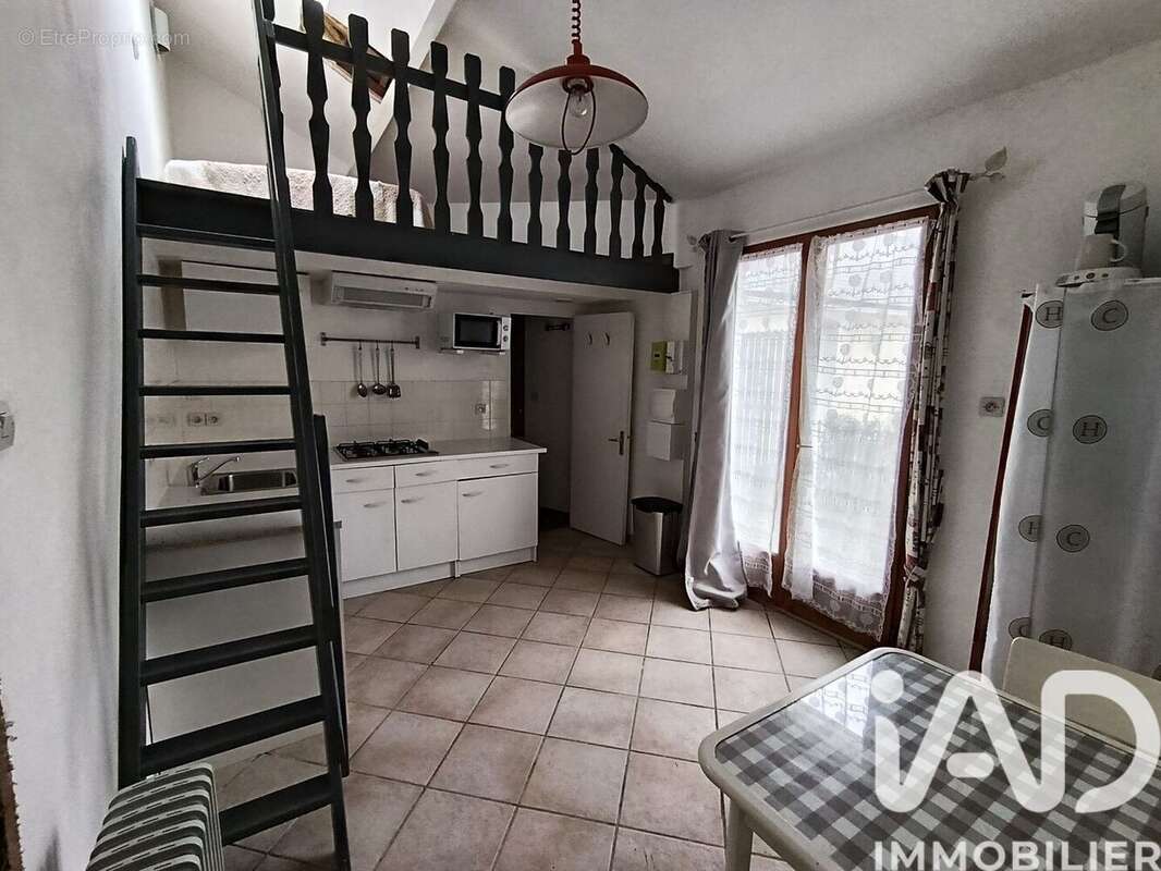 Photo 2 - Appartement à SAINT-MICHEL-CHEF-CHEF