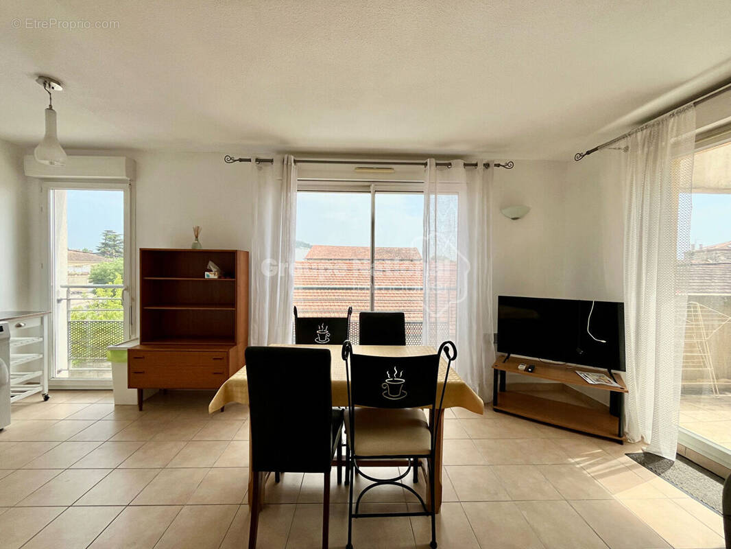 Appartement à CHATEAURENARD