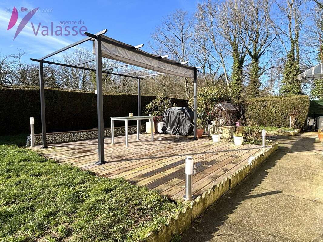 Maison à SAINT-ROMAIN-DE-COLBOSC