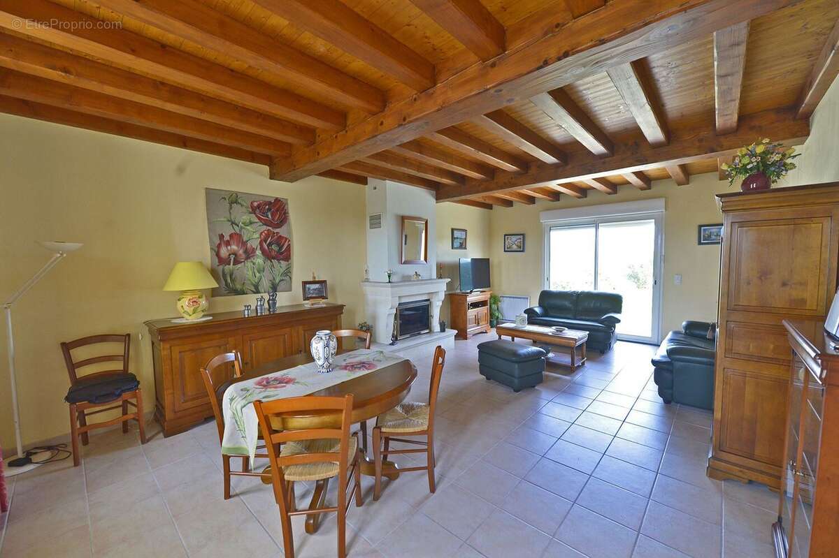 Maison à SAINT-GEORGES-DE-DIDONNE