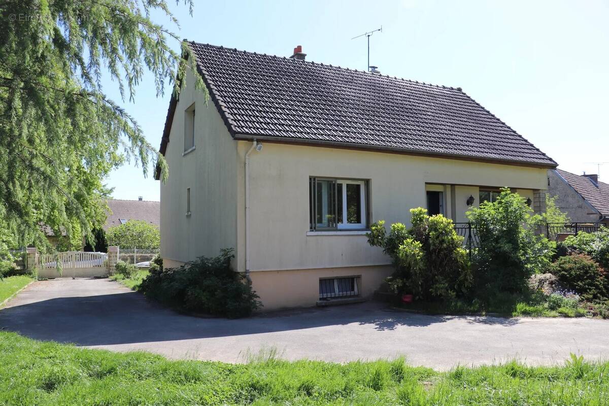 Maison à LA FERTE-SOUS-JOUARRE