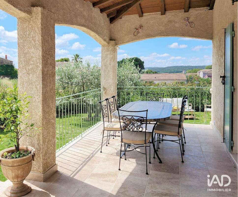 Photo 2 - Maison à UZES