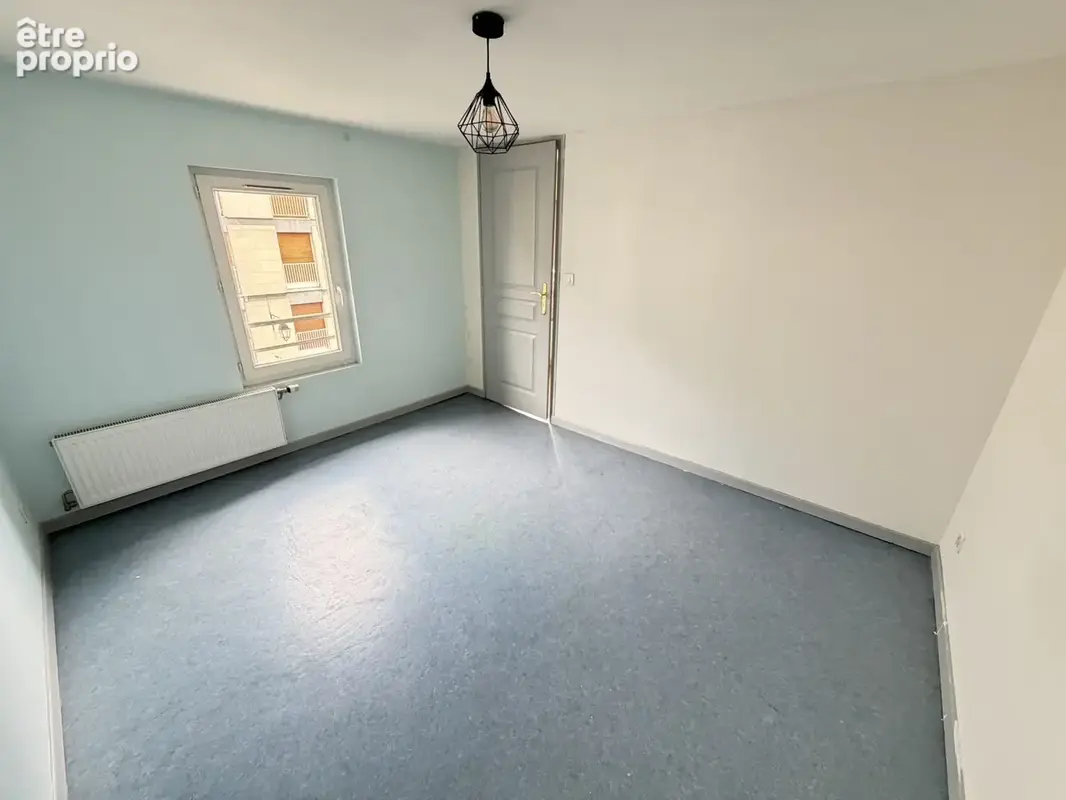 Appartement 71 m² à Soissons  - photo 4