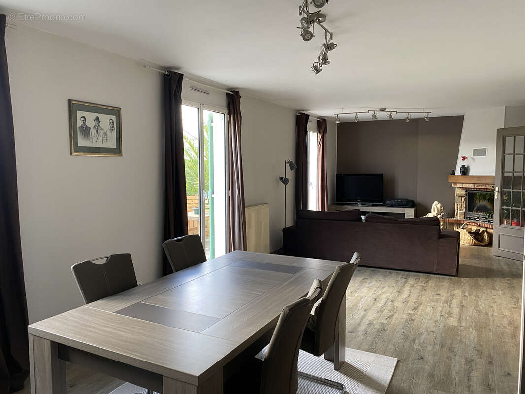 Maison à PACY-SUR-EURE