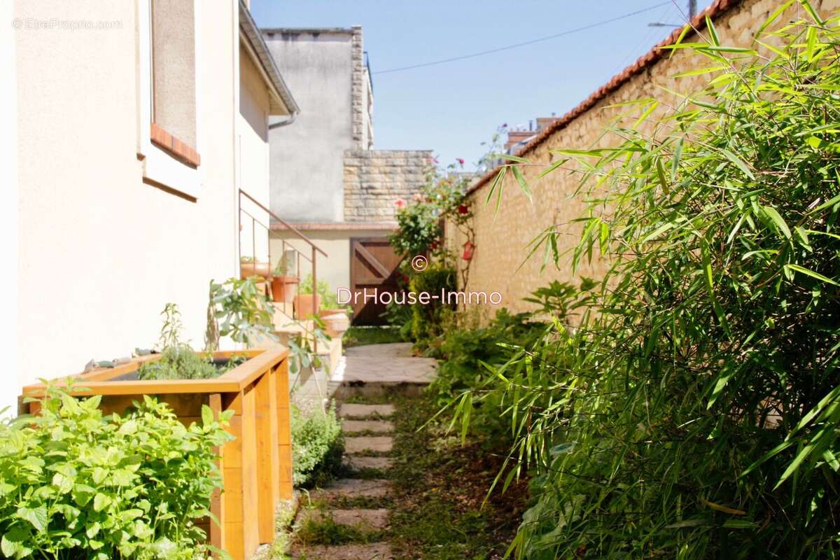 Maison 219 m² à Montargis  - photo 3