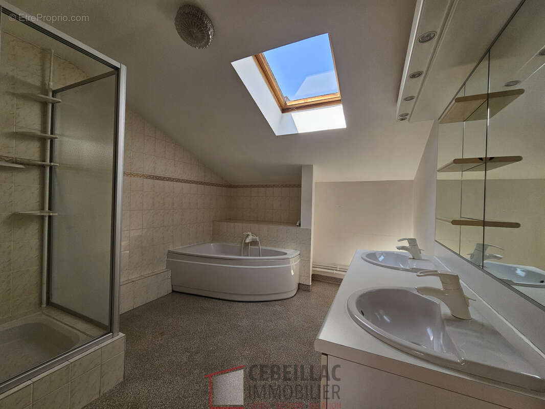 Appartement à CLERMONT-FERRAND