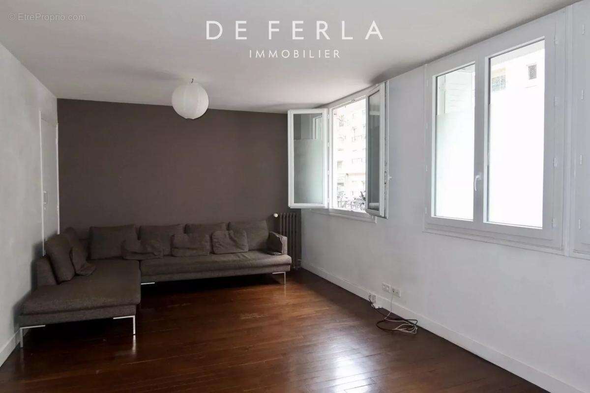 Appartement à PARIS-15E